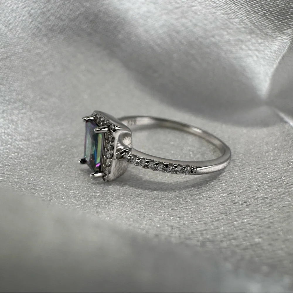 925 Sterling Silver Rhodium CZ mystic topaz Ring w/ polishing cloth Size 6 NEW